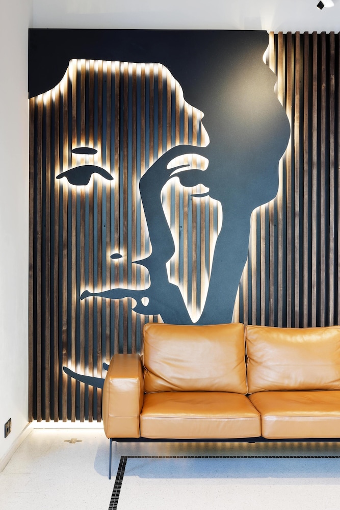 Prokop Square Hotel 20/50
