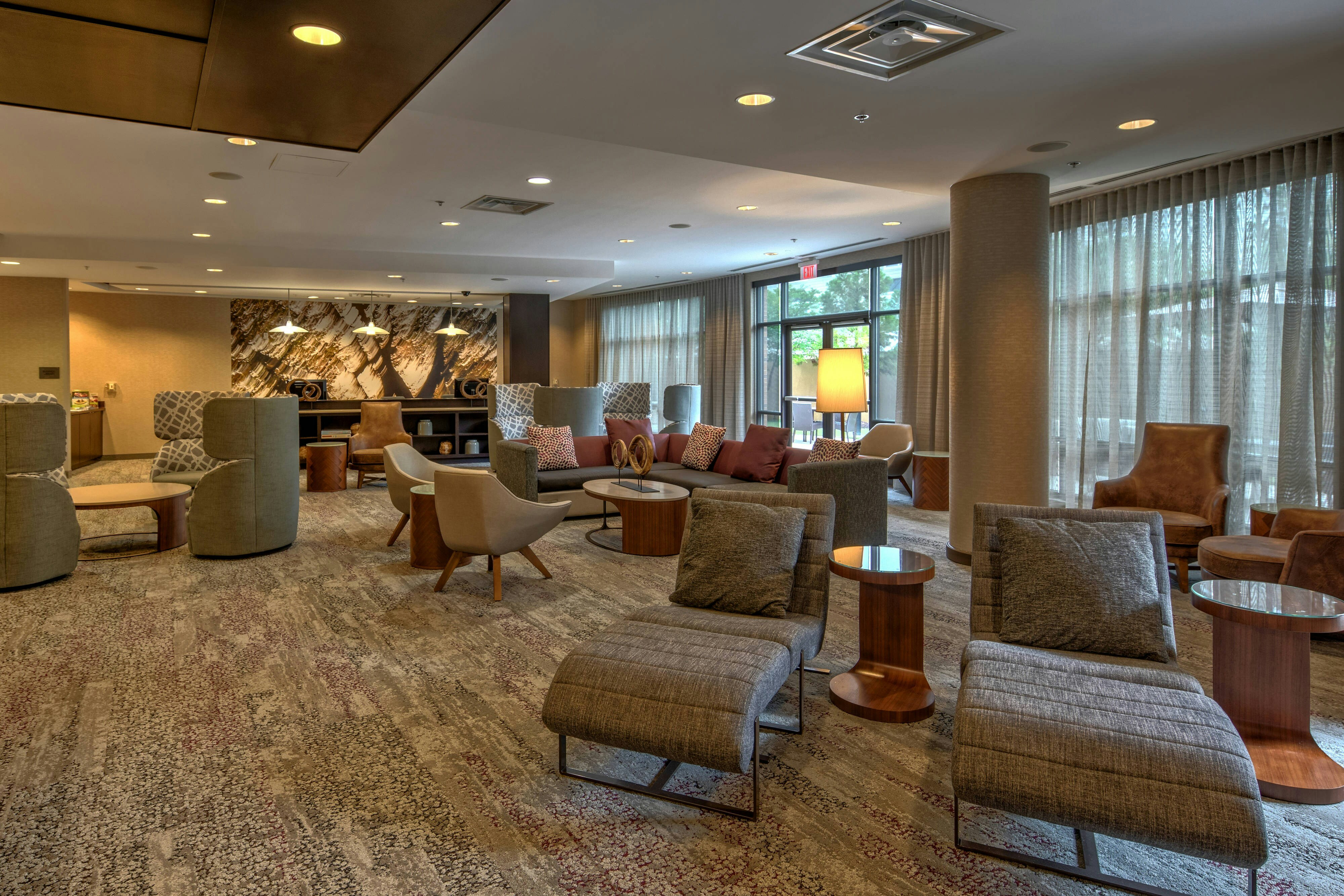 Courtyard by Marriott Newport News Airport 6/19