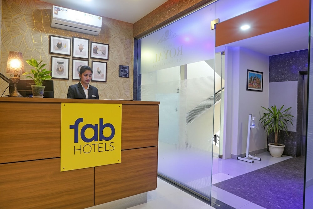 Fabhotel Hyson International Midc 6/47
