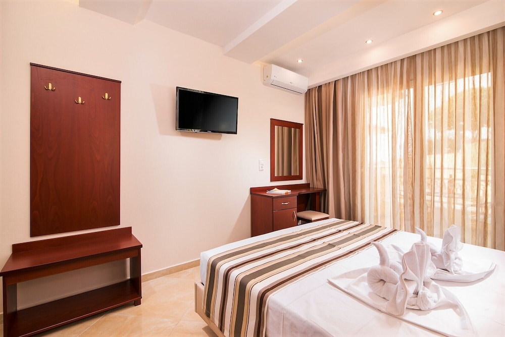 Diamond Hotel 17/50