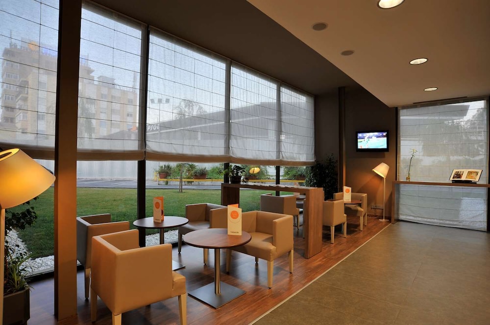 Travelodge Malaga Airport 30/60