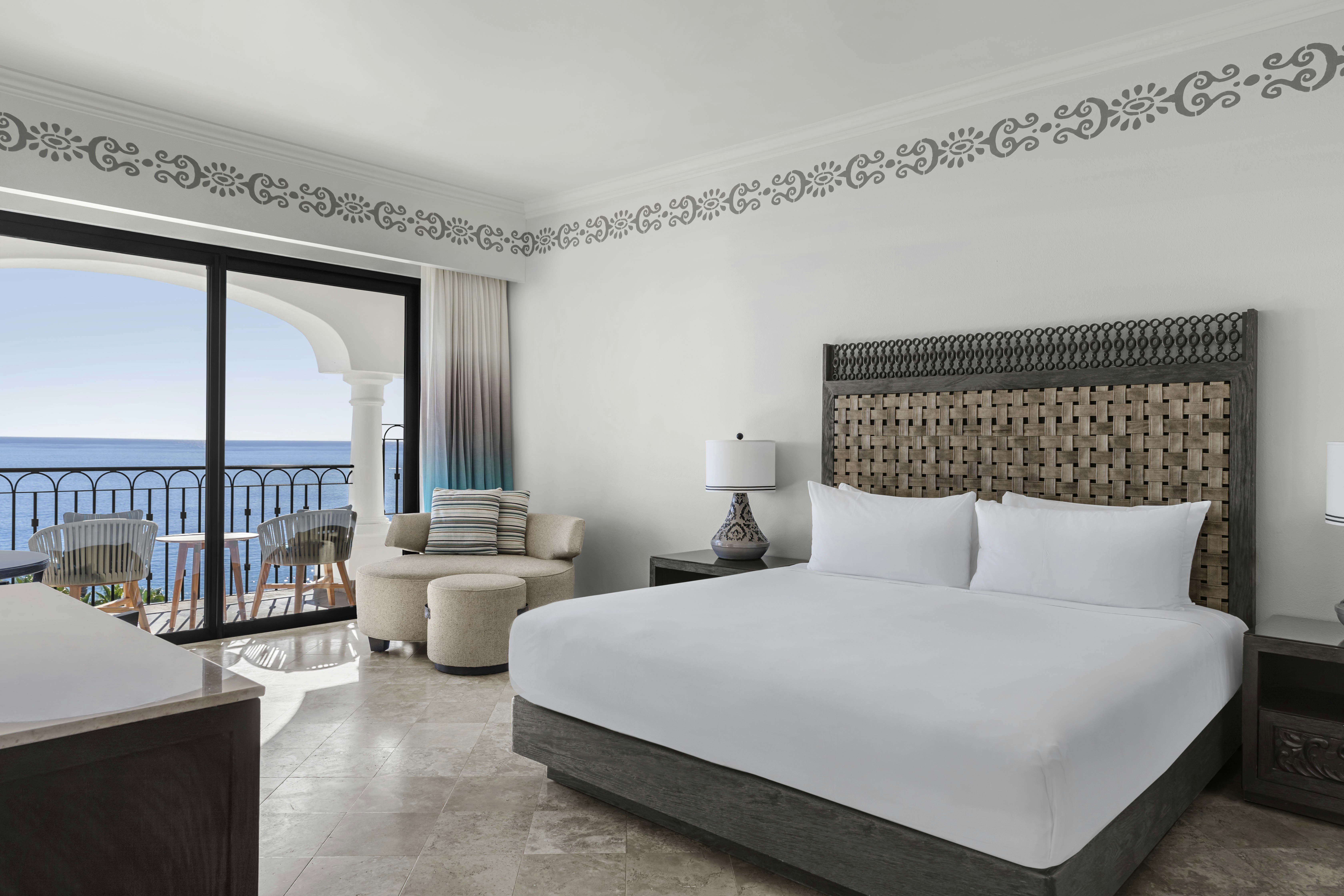 Premier, Suite, King Bed, Ocean View