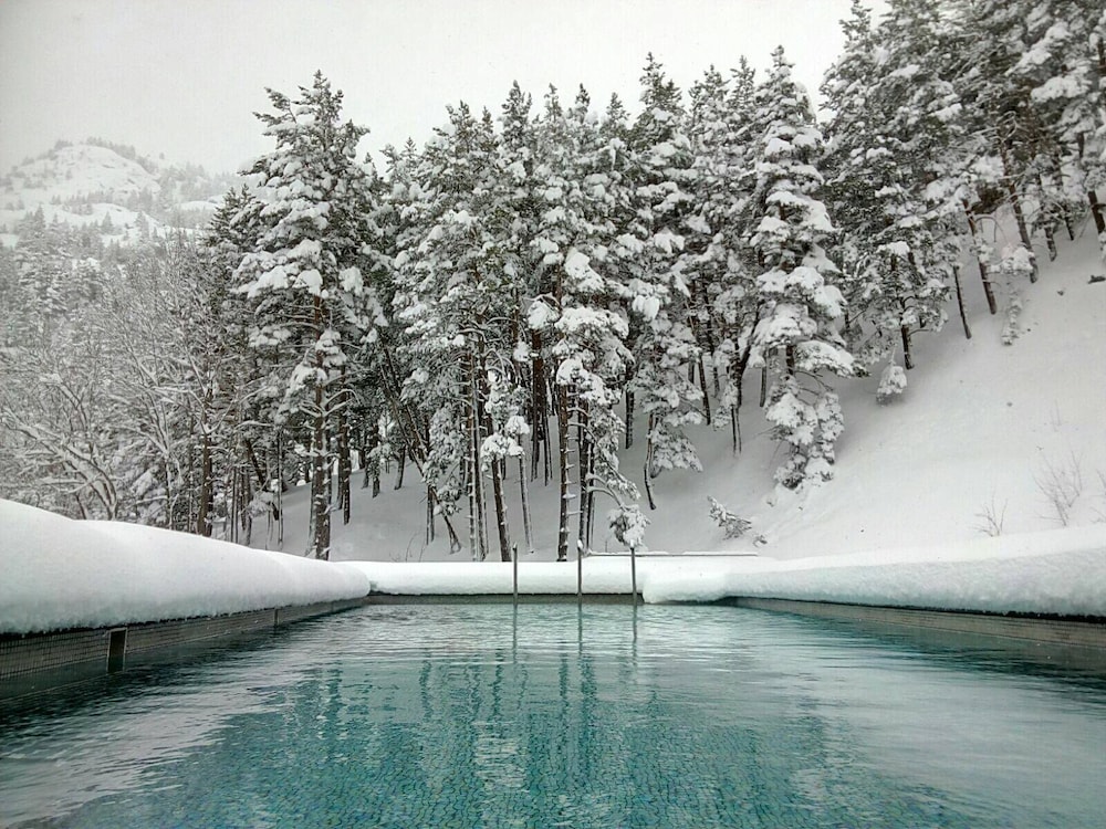 Gran Hotel Balneario de Panticosa 58/62