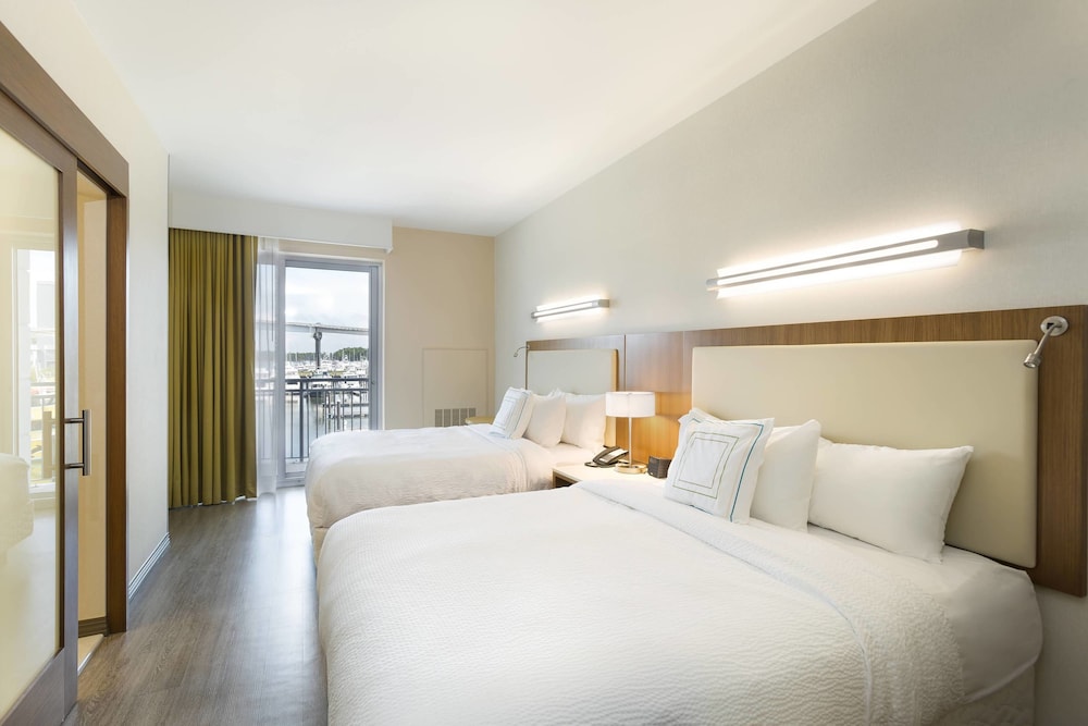 SpringHill Suites Orange Beach at The Wharf 25/66