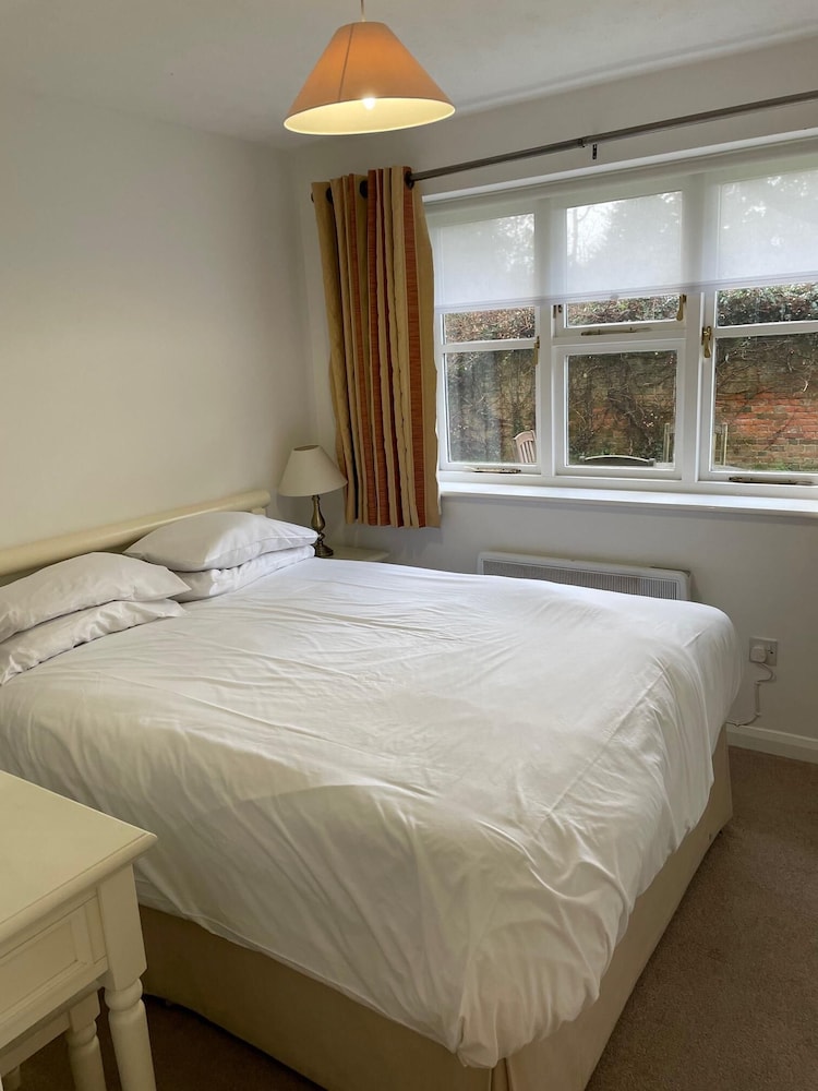 The Ebury Hotel 12/46