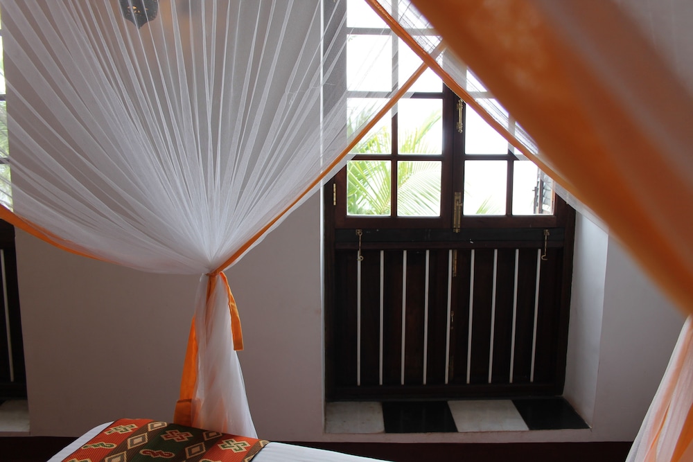 Mizingani Seafront Hotel 49/80