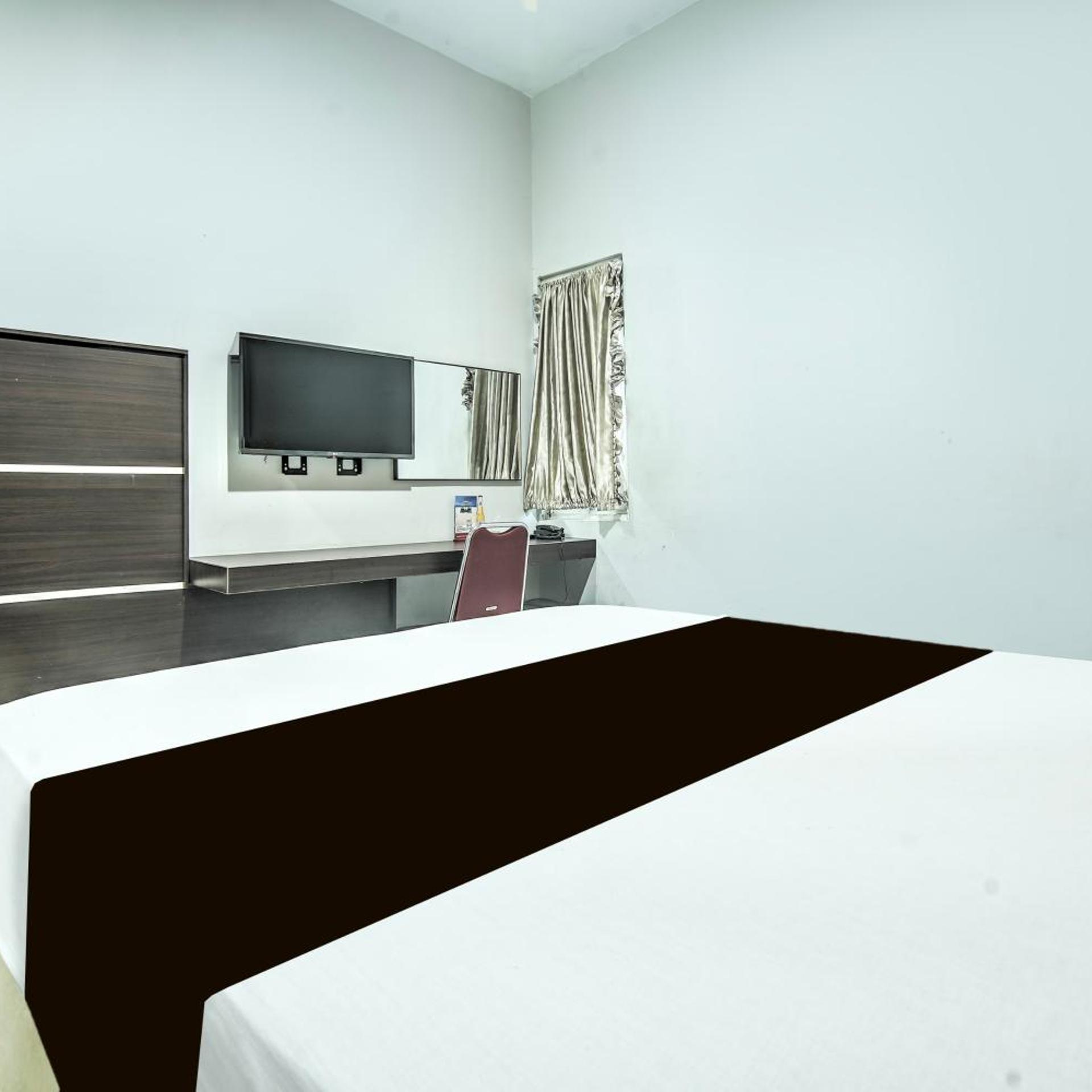 Hotel O Makassar near Mall Panakukang formerly Hotel Lucky Inn Makassar 29/44