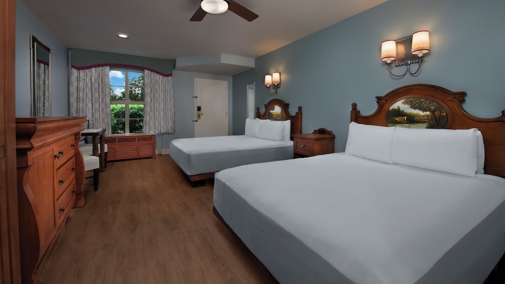 Preferred, 2 Queen Beds, Accessible