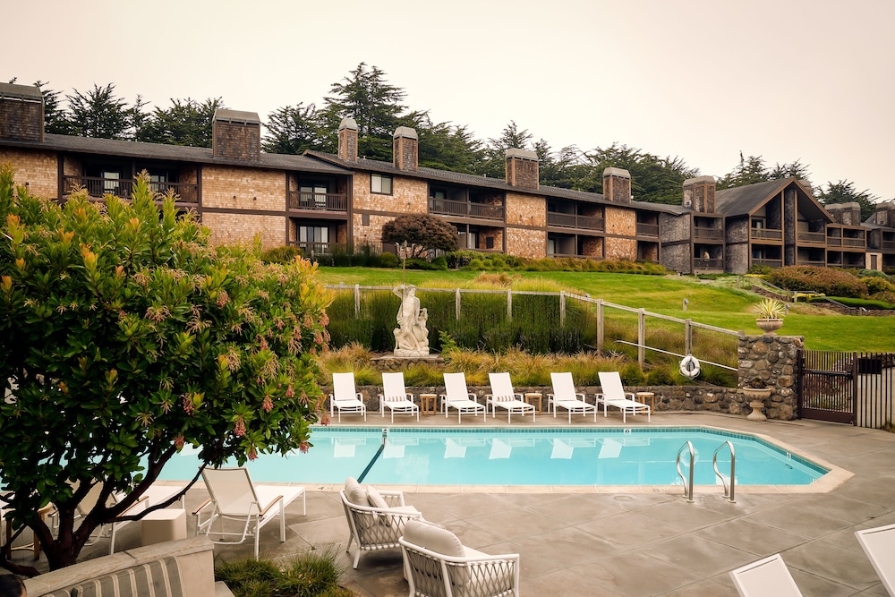 Bodega Bay Lodge 2/48