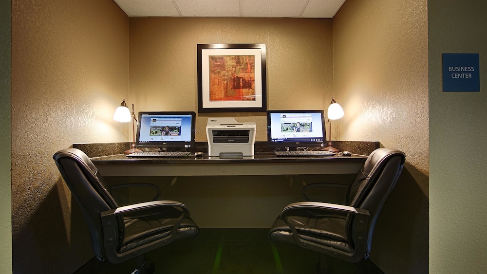 Best Western Lake Cumberland Inn 38/42