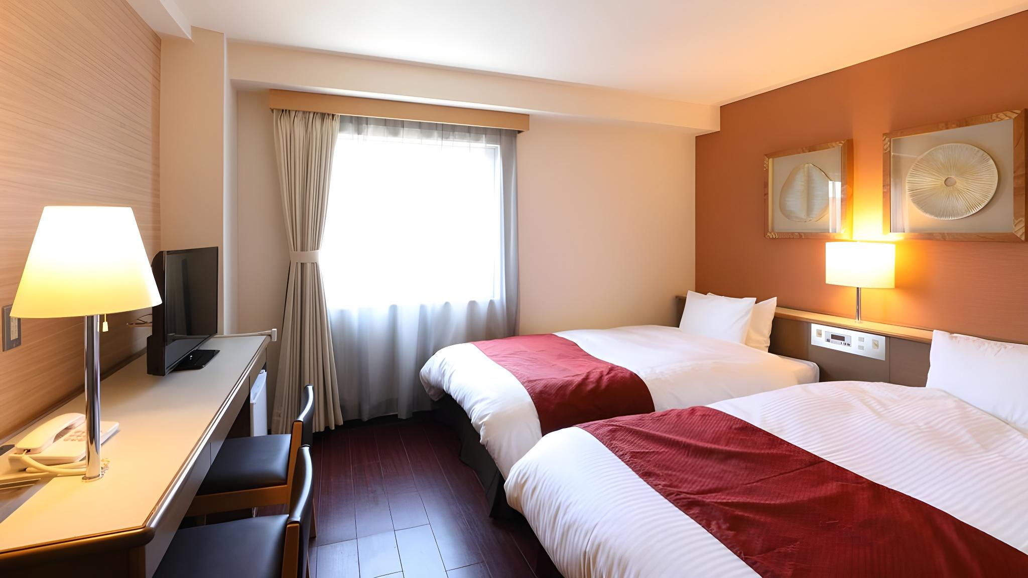Standard, Twin Beds, Smoking