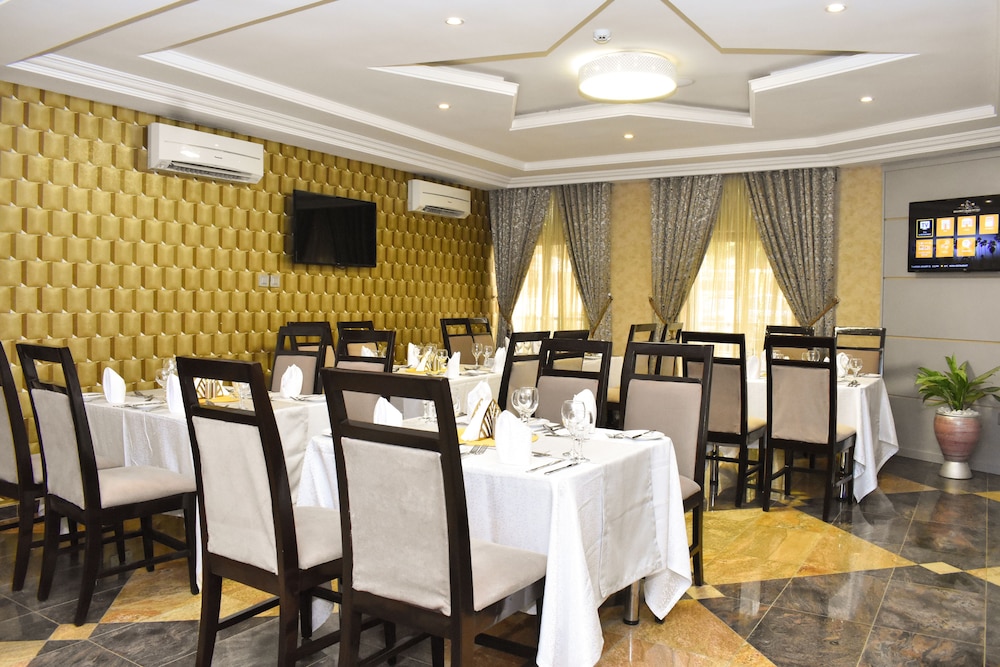 Qualibest Grand Hotels 39/52