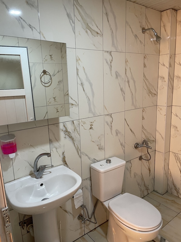 Ersoy Aga Otel 65/66