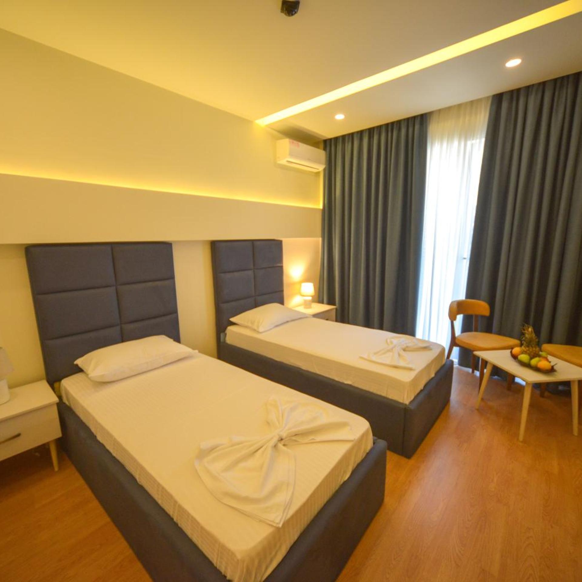 Hotel Elesio 12/50