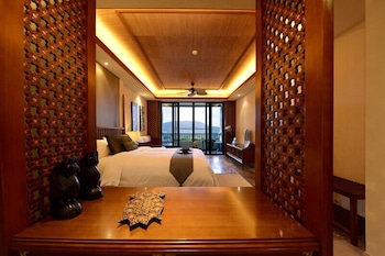Shixishu Jianguo Yalong Bay Resort Hotel 19/39