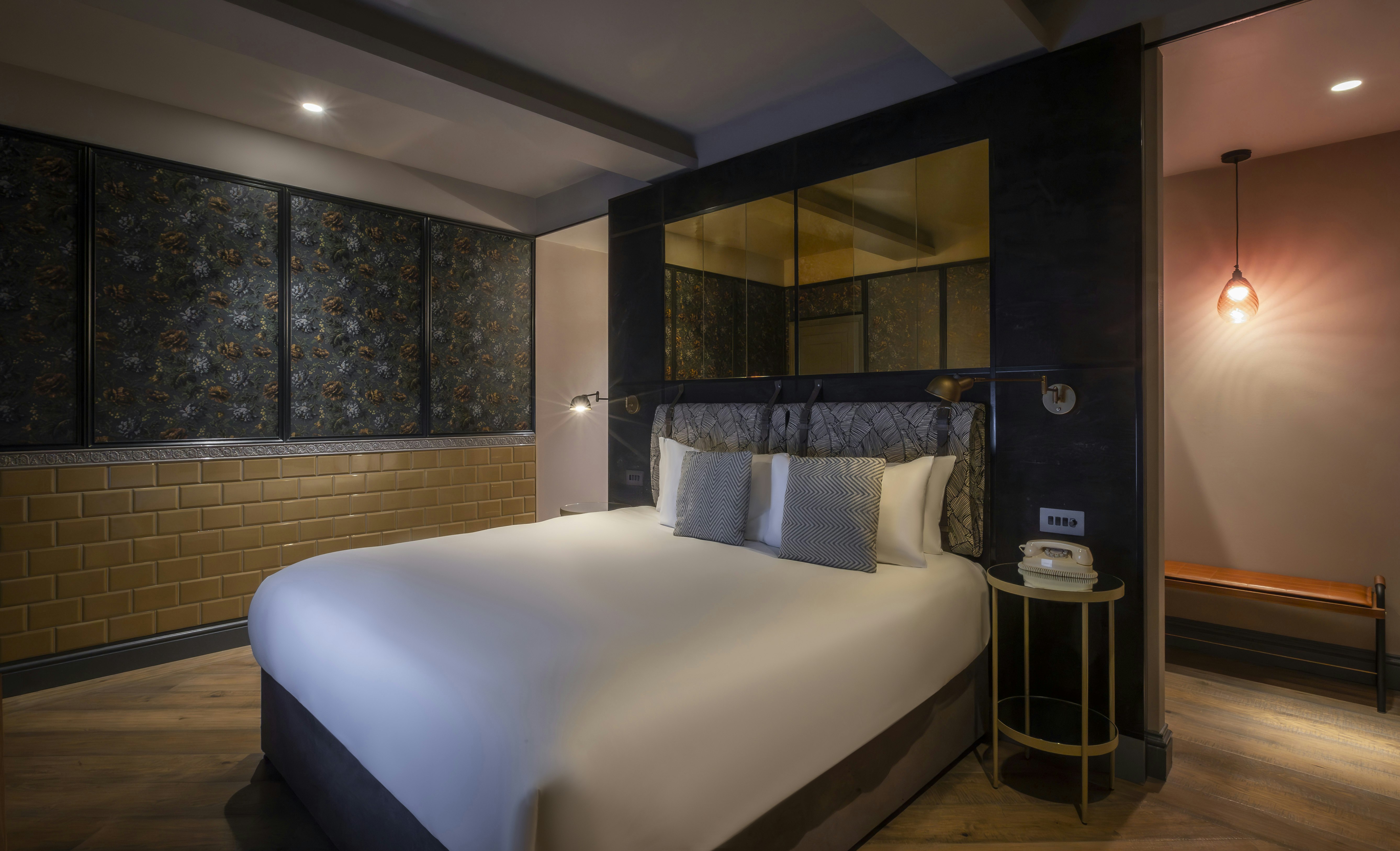 Clayton Hotel City of London 12/30