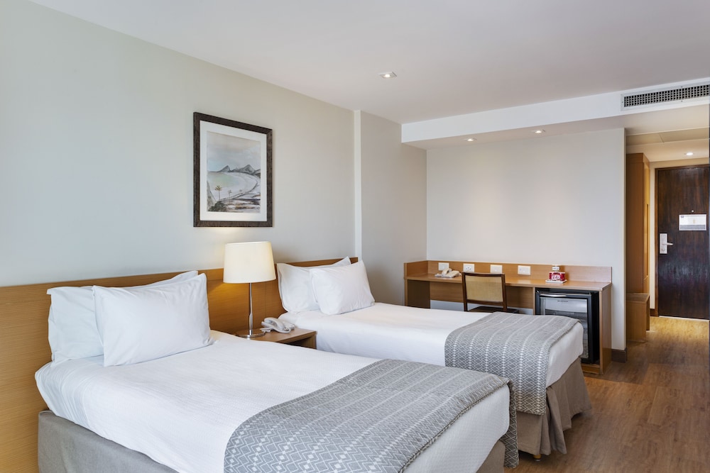 SUPERIOR, TWIN BEDS