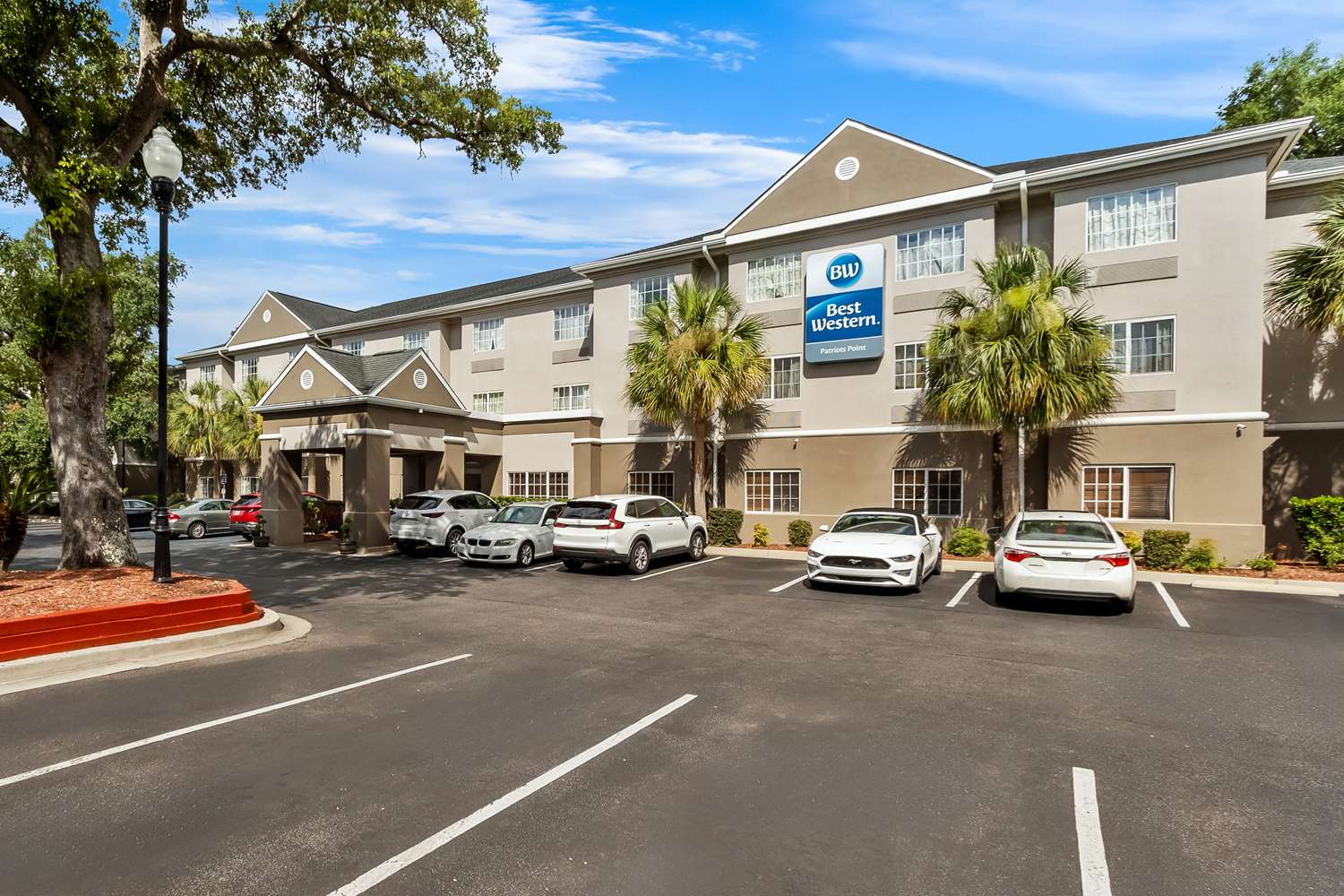 Best Western Patriots Point 9/11
