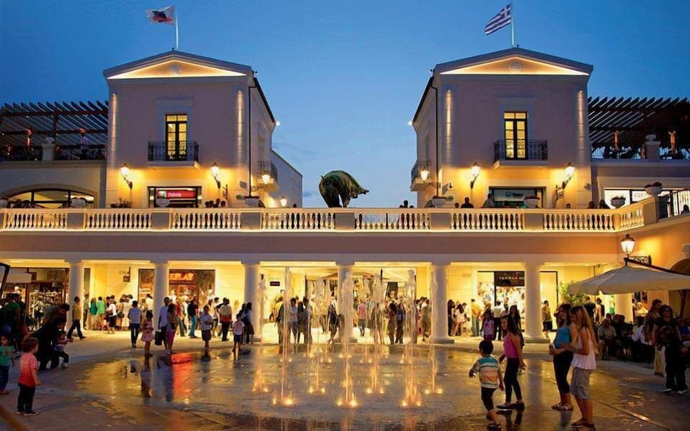 ANASTAZIA LUXURY SUITES & ROOMS in ATHENS