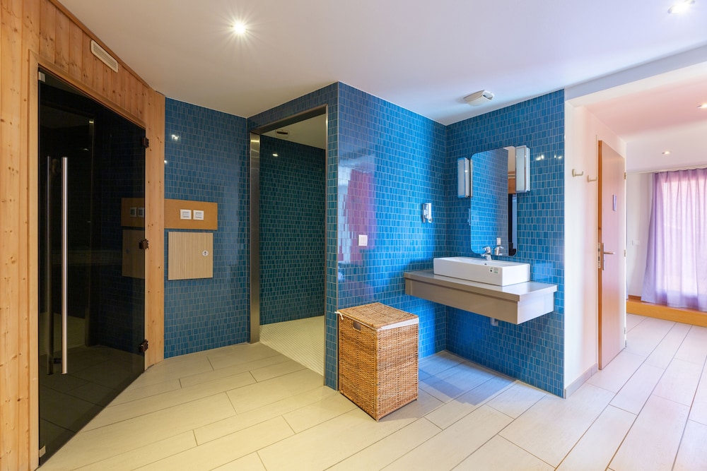 Pierre And Vacances Premium Residence Haguna Formerly Pierre And Vancances Residence Haguna 25/68