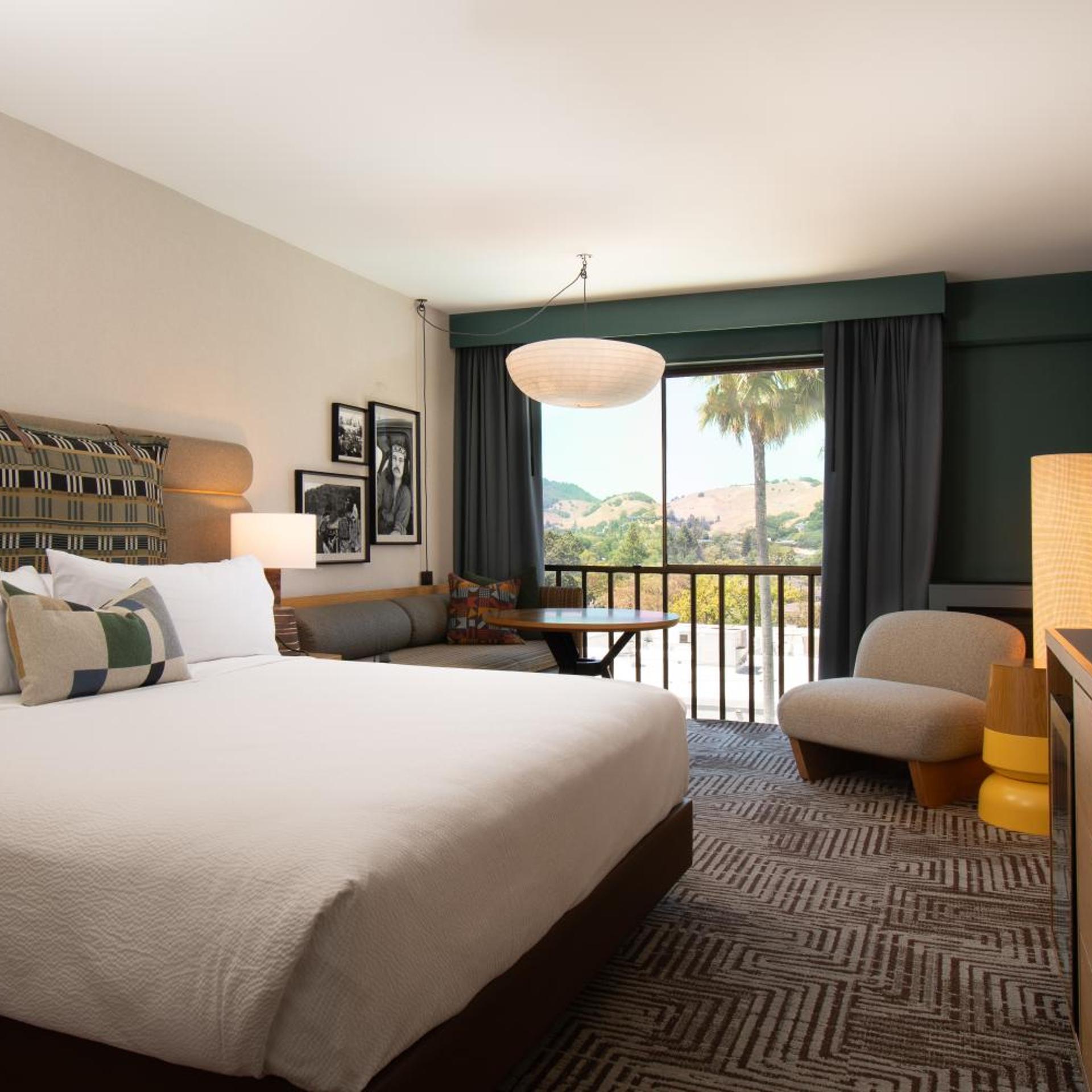 Room, King Bed, Parlor