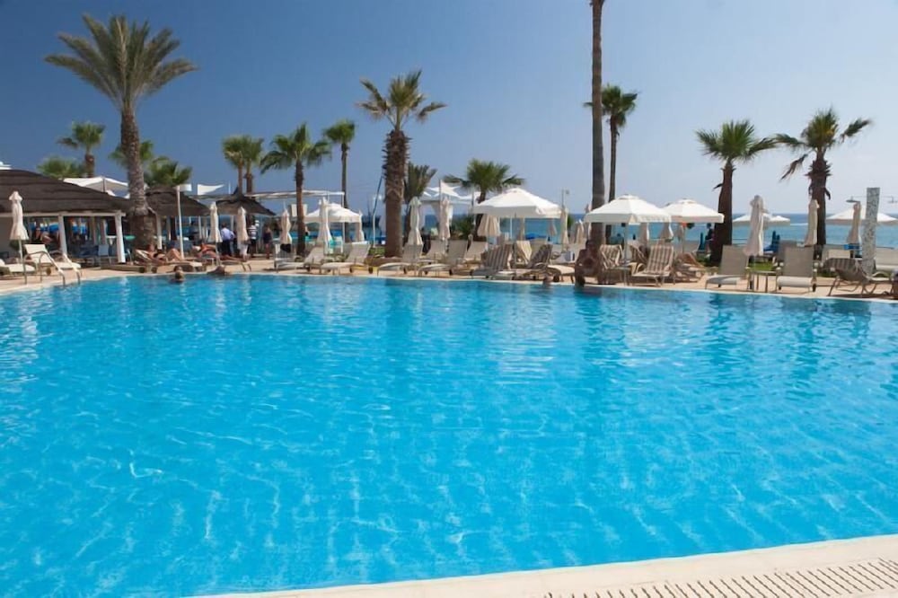 Vrissaki Beach Hotel 47/50
