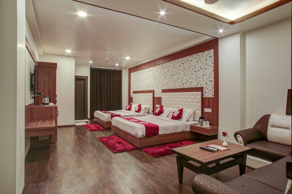 Hotel The Royal Krishna 17/47