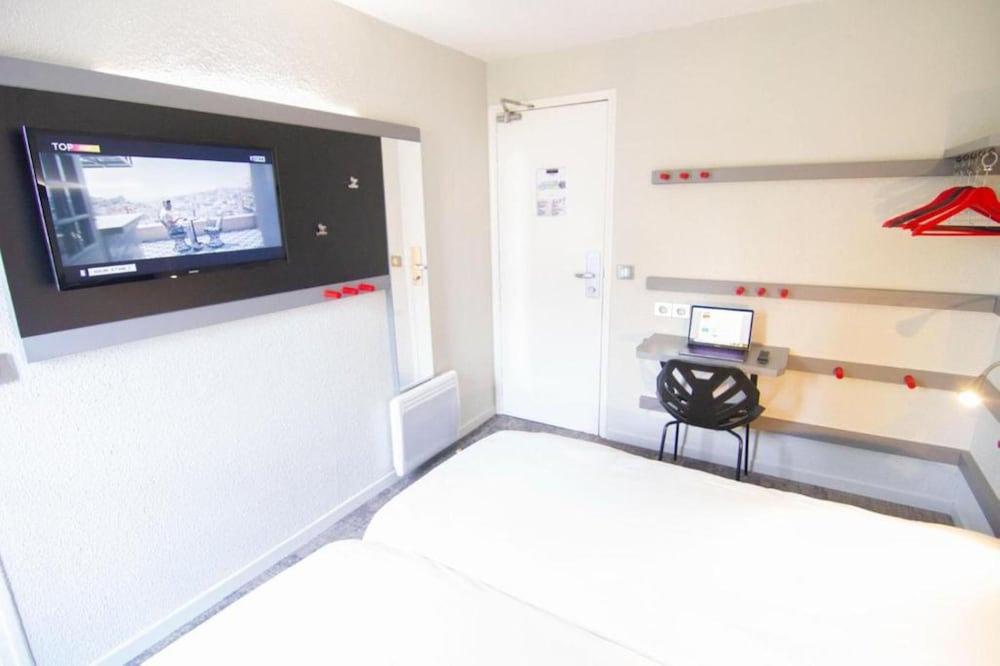 Enzo Hotels Trappes by Kyriad Direct 10/50