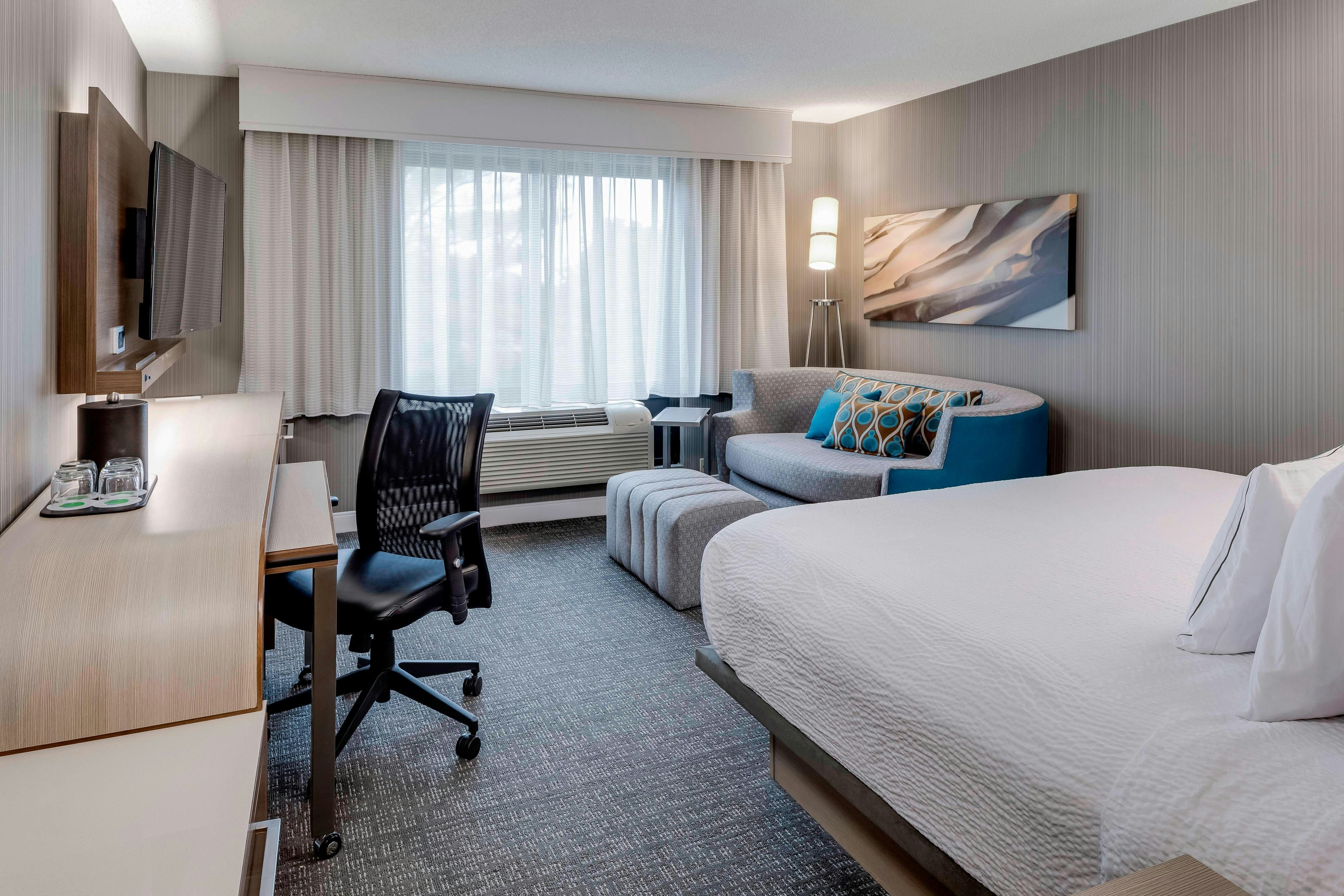 Room at Courtyard By Marriott Portsmouth, PORTSMOUTH - NH