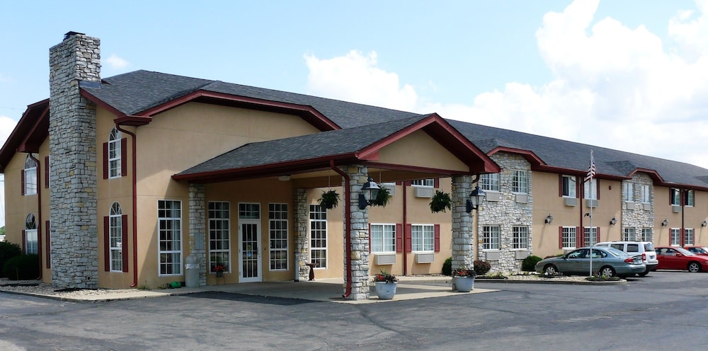 The Woodridge Inn 2/51