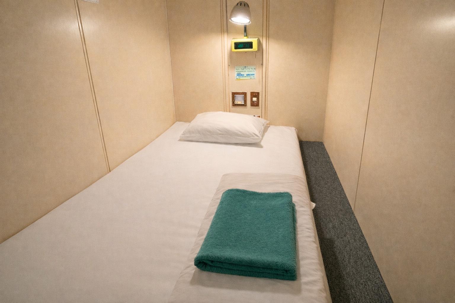 Capsule, Female Dorm, Female Only, Futon Bed