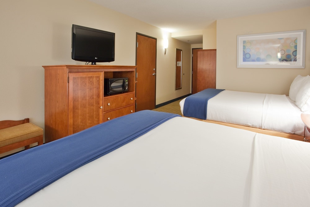 Holiday Inn Express Hotel And Suites Fredericksburg 10/44