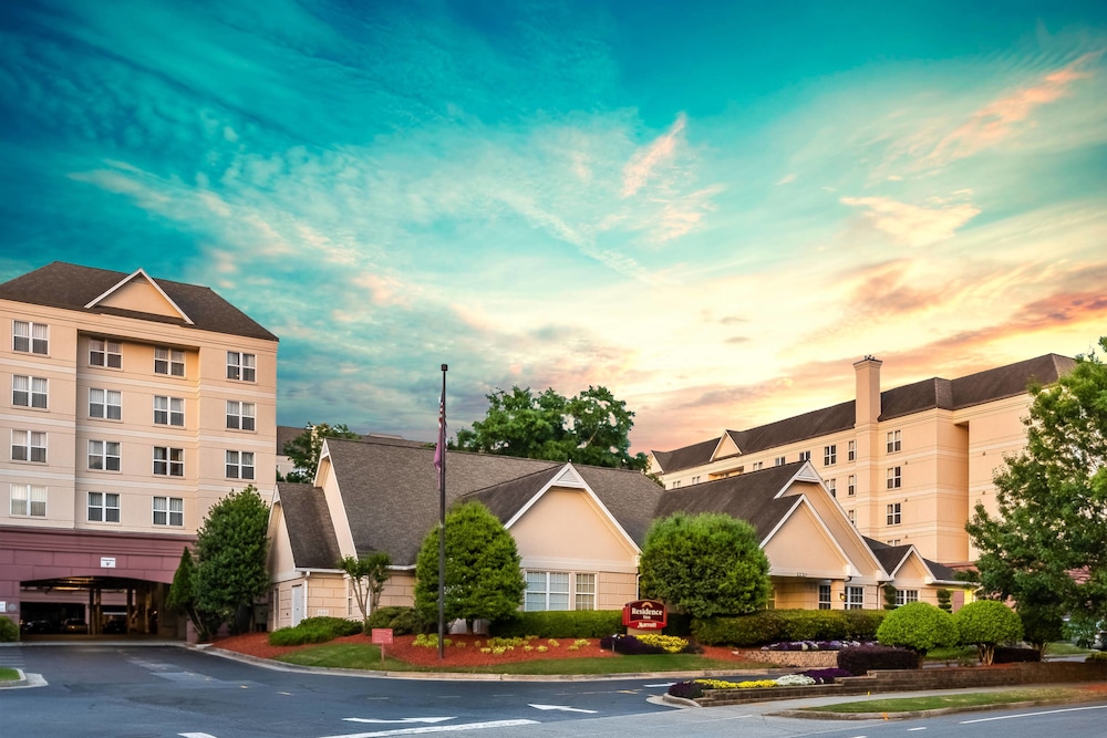 Residence Inn Atlanta Buckhead Lenox Park 4/50