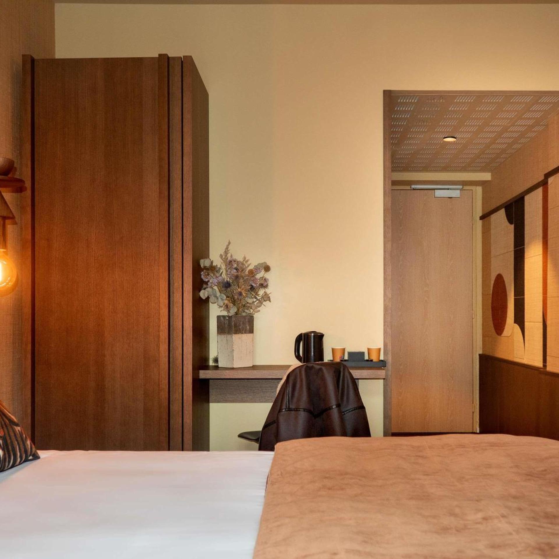 Classic, Double Bed, Side Sea View، Mercure St Malo Front de Mer Hotel 6/9