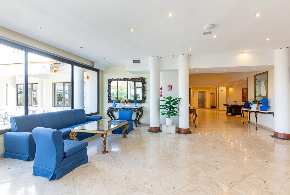 Hotel Sakura, Sure Hotel Collection by Best Western 43/66