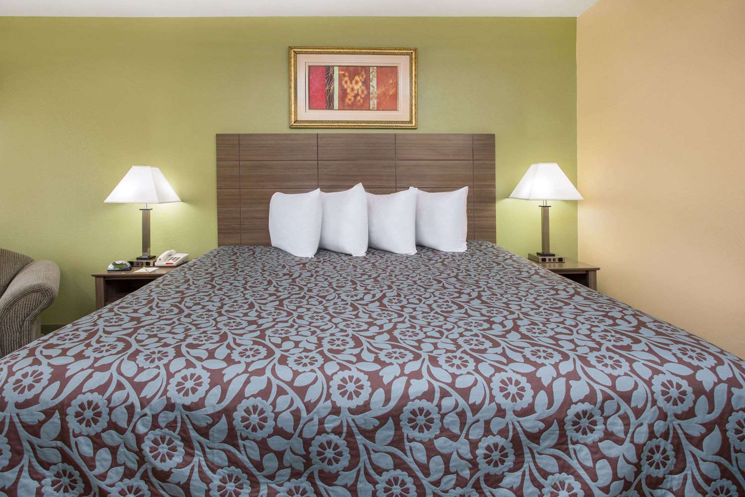 Days Inn by Wyndham Abbeville 9/15