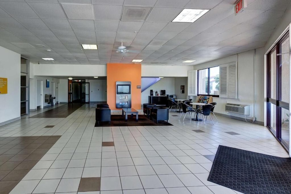 Executive Inn & Suites Hobby 7/29