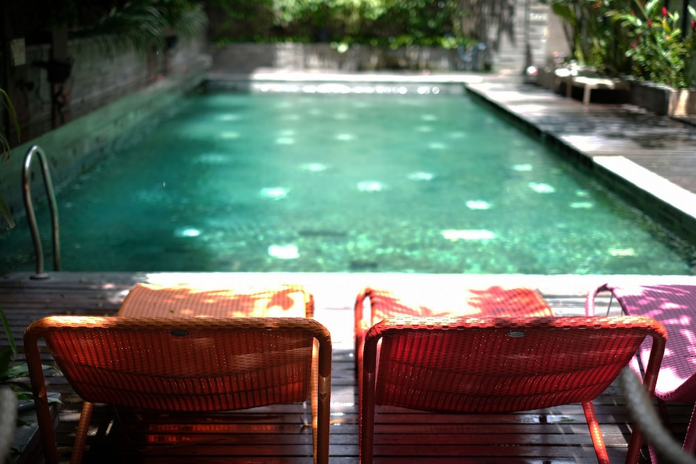 100 Sunset Hotel Kuta 36/66