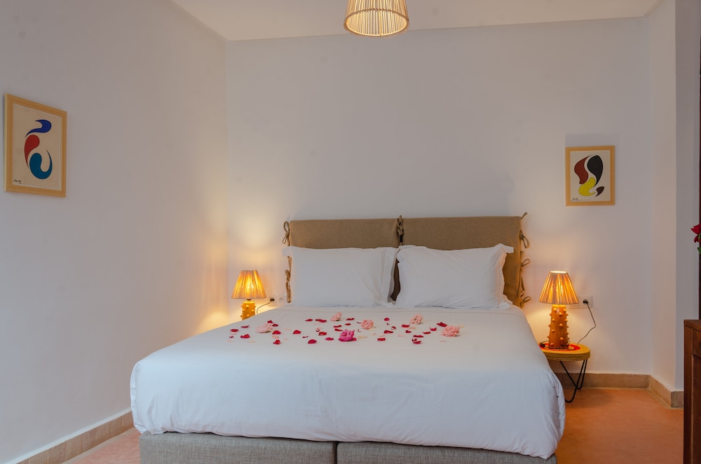 Riad Charai 16/77