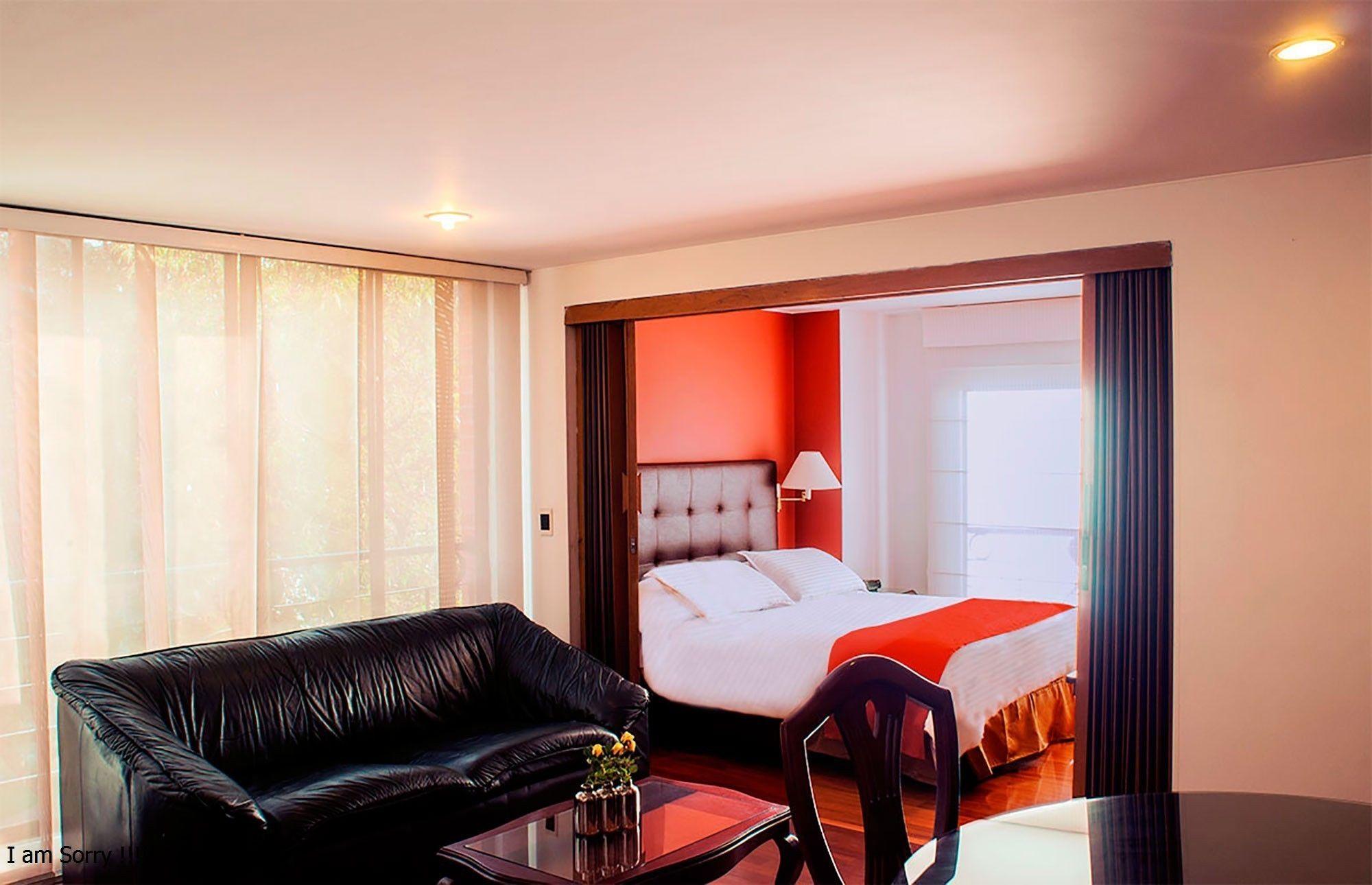 جناح، Apartaestudios Los Andes 2/4