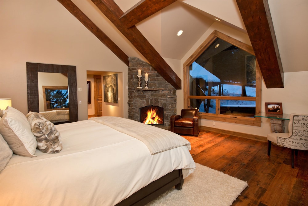 Teton Private Residences 11/50