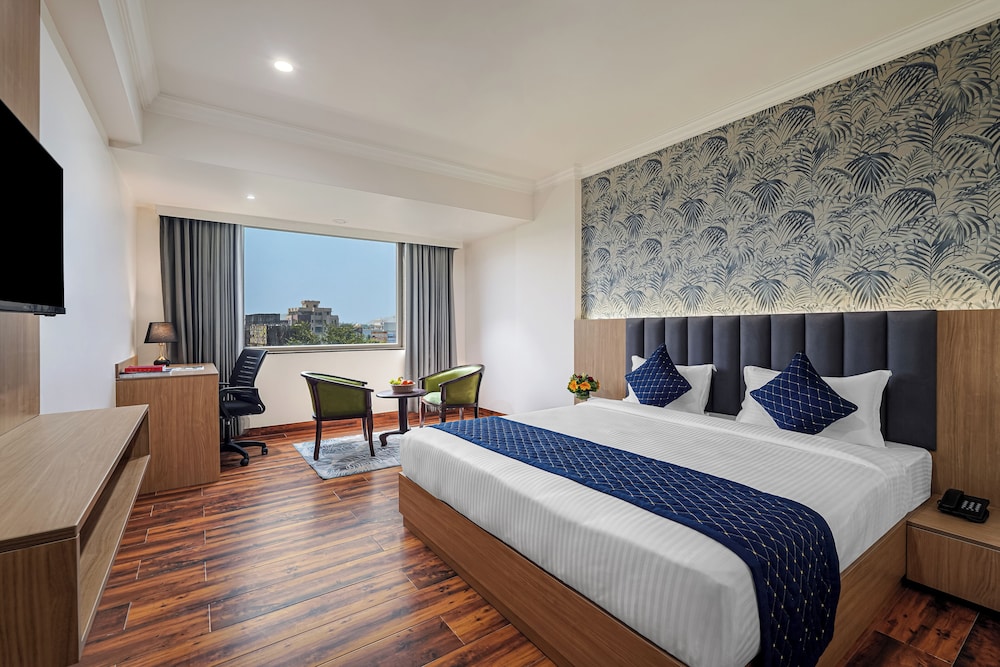 PREMIER, DOUBLE OR TWIN BED