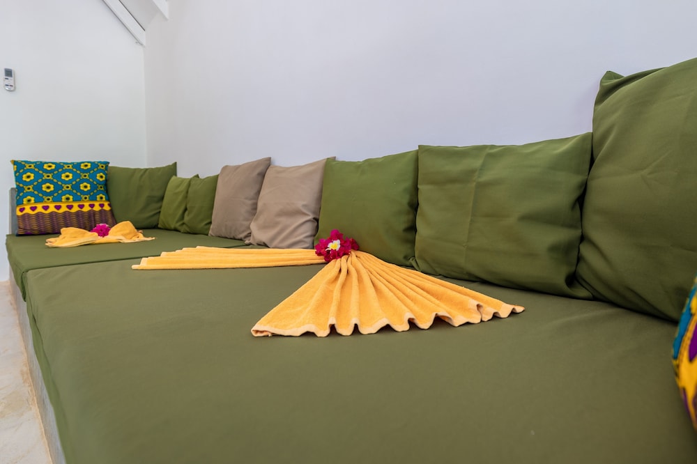Fun Beach Resort 20/50