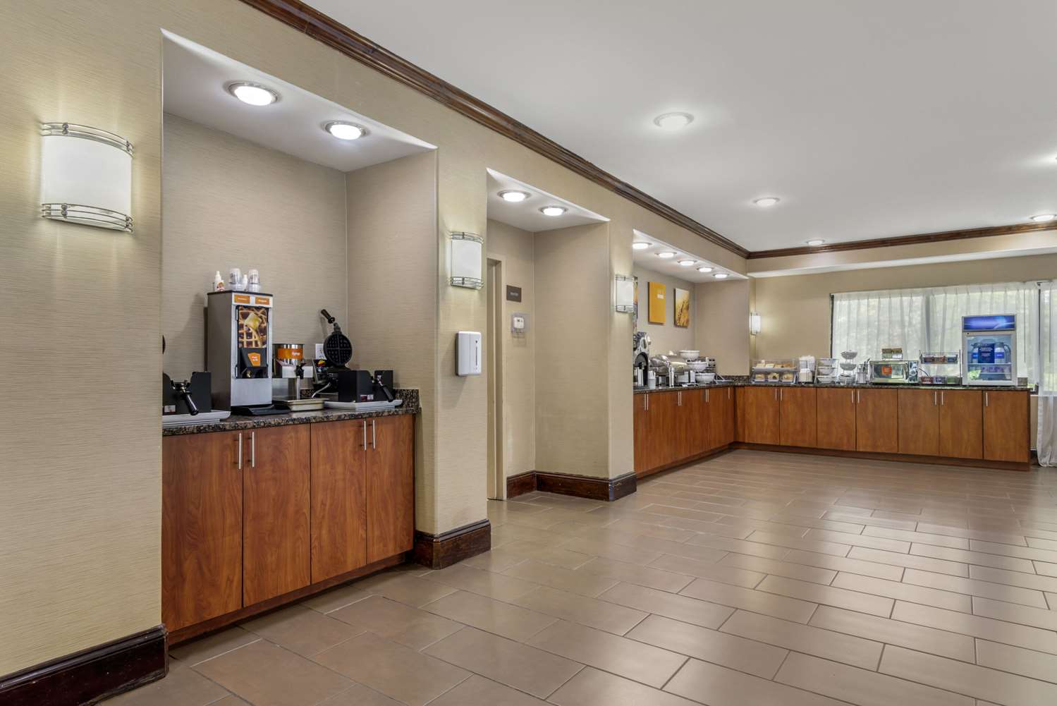 Comfort Suites At Kennesaw State University 9/47