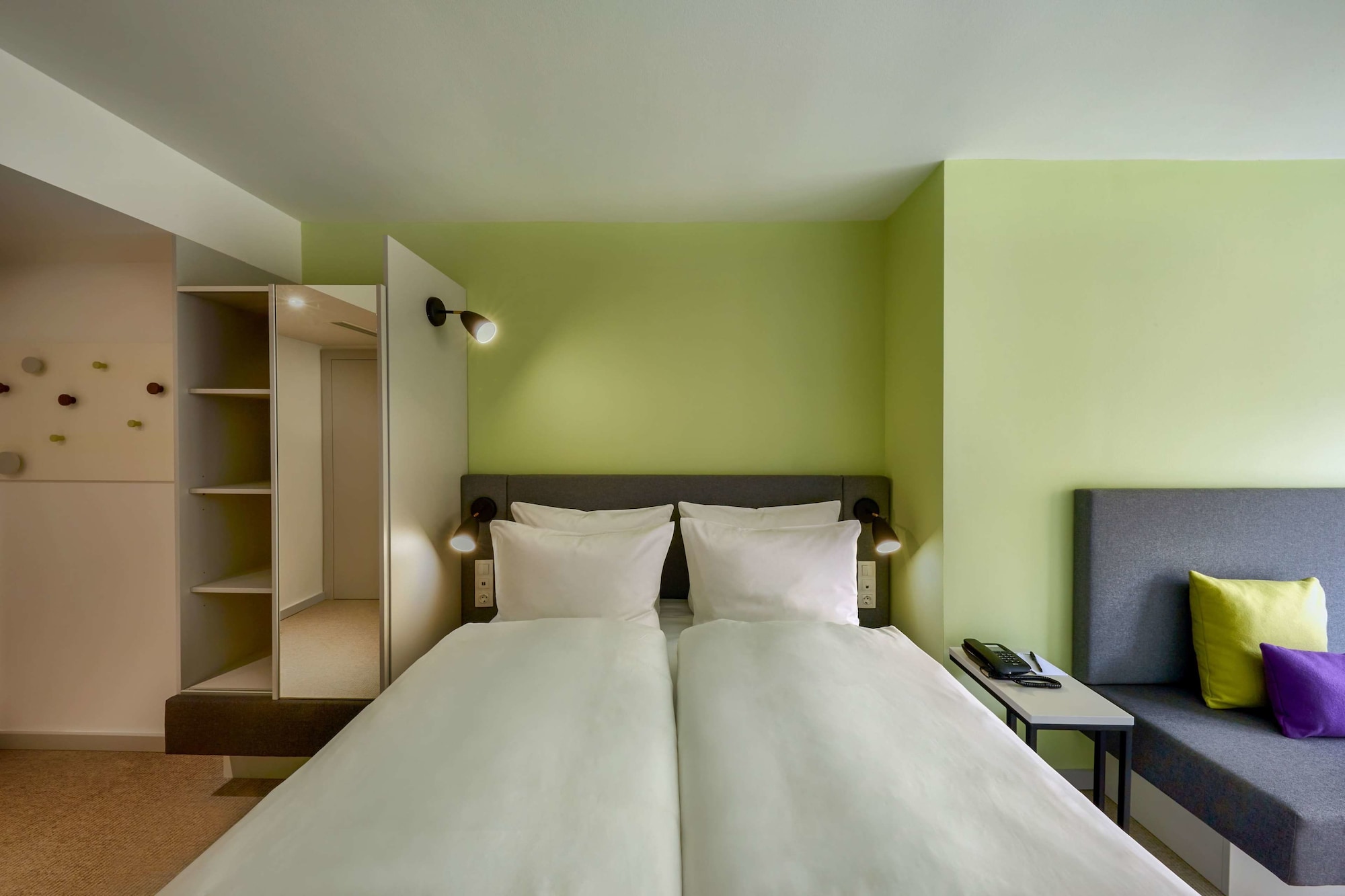 SUPERIOR, DOUBLE BED