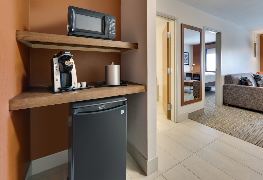 Holiday Inn Express Hotel Suites Scottsbluff Gering 10/57