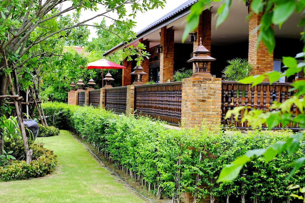 Sawasdee Sukhothai Resort 51/61