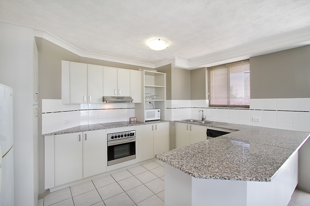 Wharf Boutique Apartments 5/78