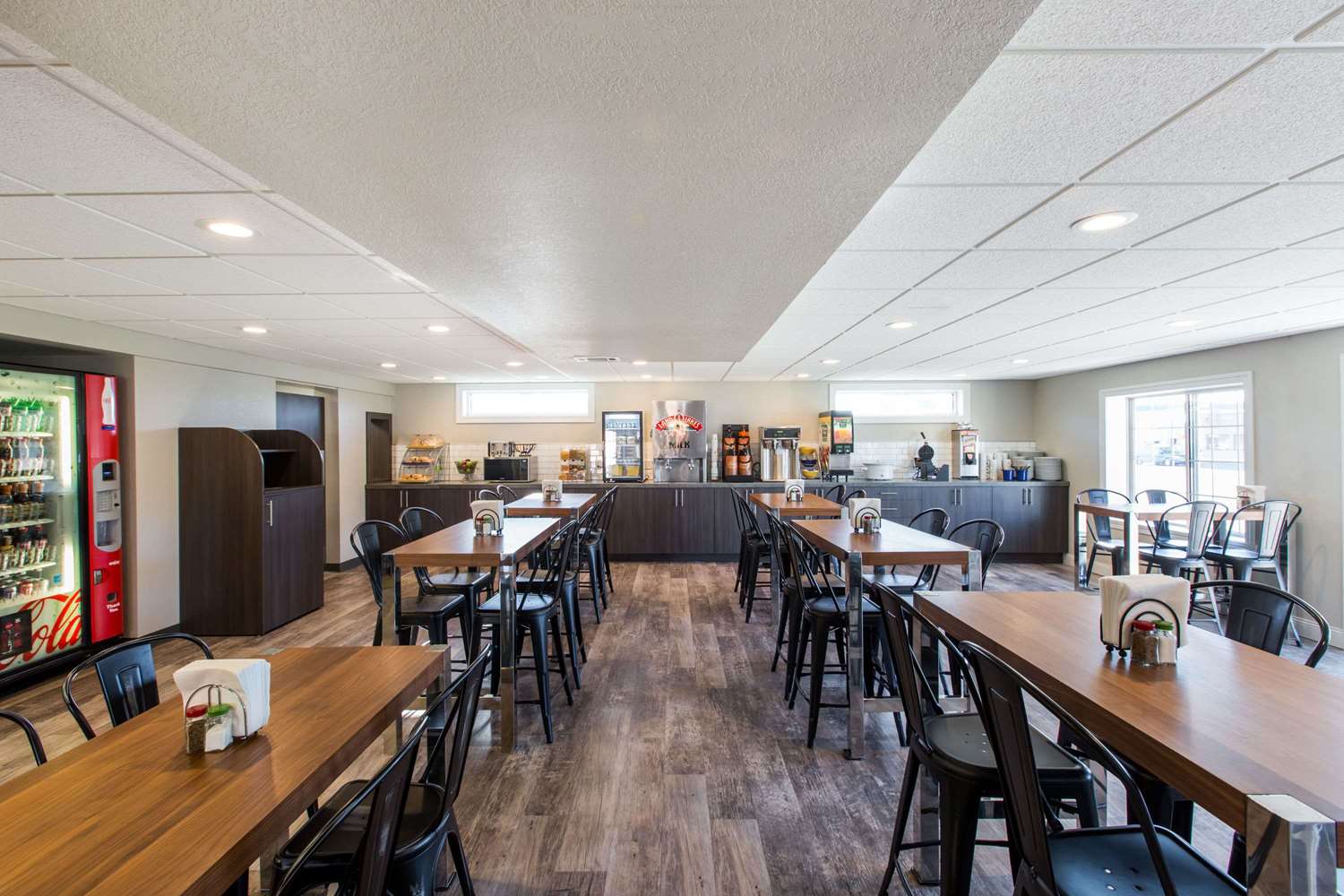 Days Inn By Wyndham Pierre 25/33