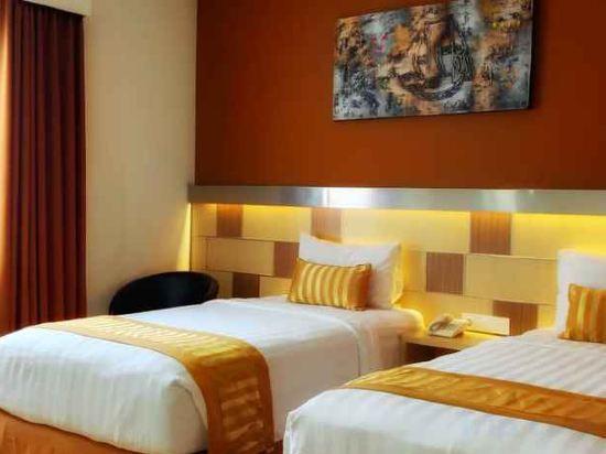 Room, Twin Beds
